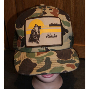 Vintage 80s ALASKA Wolf Patch Camo Mesh Snapback Trucker Hat Cap USA Made